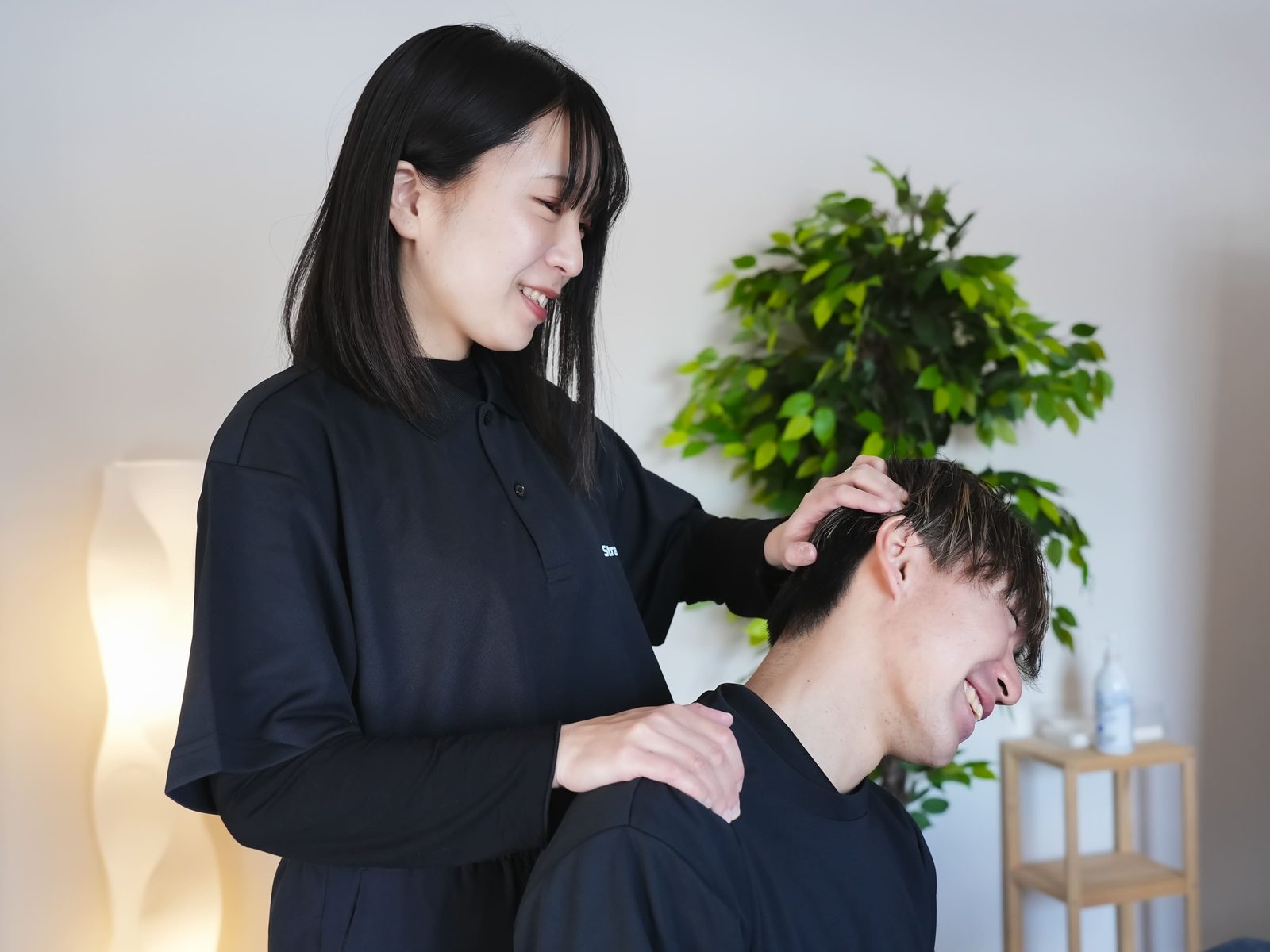 姿勢・反り腰のリセット施術